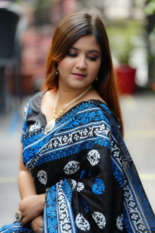 ঢাকাইয়া জামদানী শাড়ি - Image 2