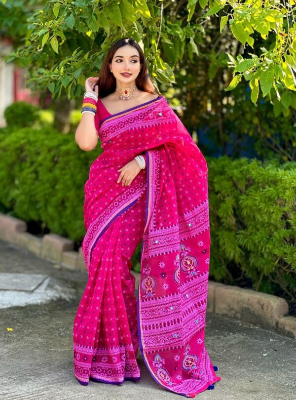 প্রিমিয়াম হাফসিল্ক বুটিক শাড়ি - Image 7