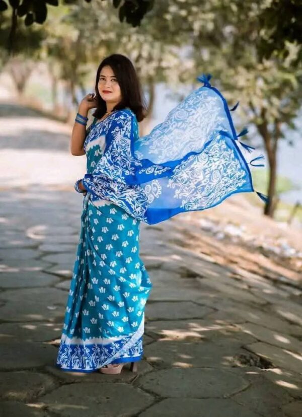 Neel Pori Saree